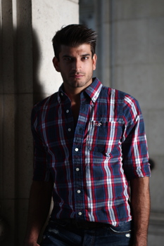 Sassan Echevarria