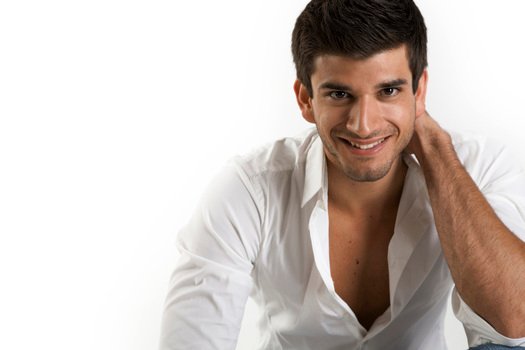Sassan Echevarria