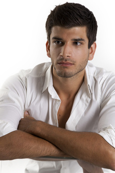 Sassan Echevarria