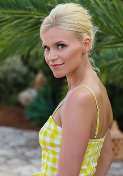 Anni H.