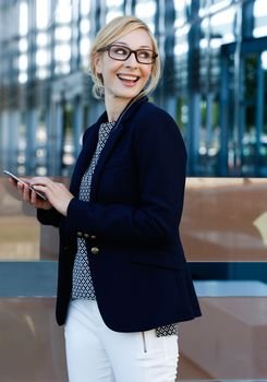 Heidi F.