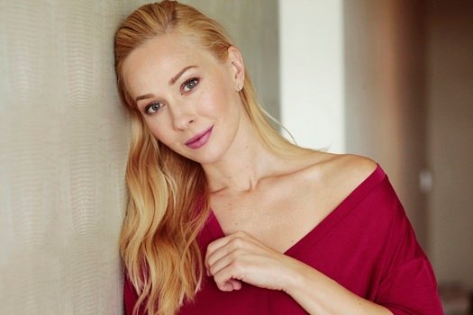 Heidi F.