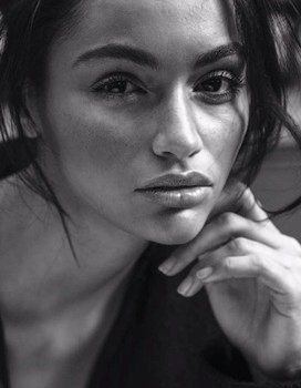 Lais F.