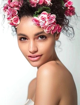 Lais F.