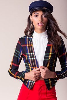 Lais F.