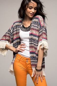 Lais F.