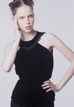 Lana R.