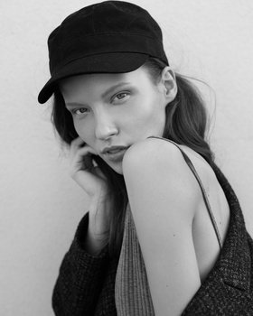 Lana R.