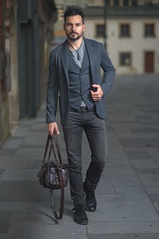 Gregor W.