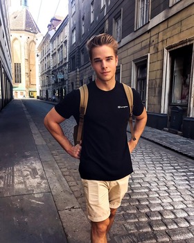 Philipp K.