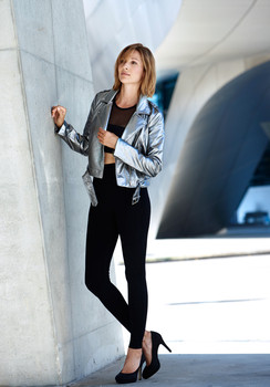 Daniela J.