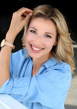 Daniela J.