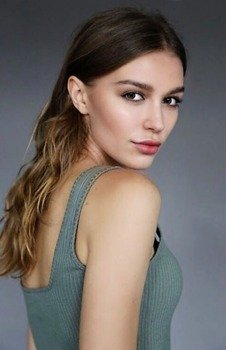 Alina F.