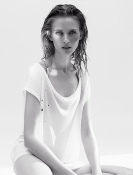 Ksenia S.