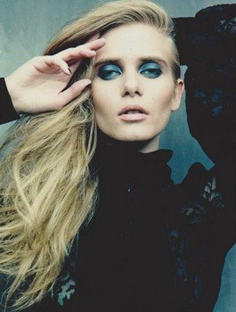 Ksenia S.