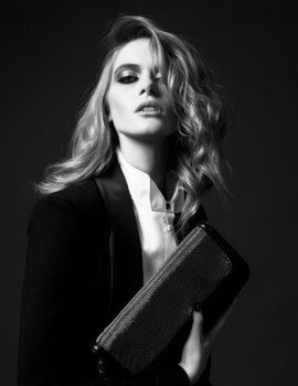 Ksenia S.