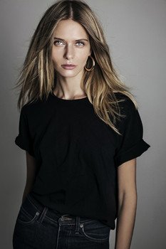 Ksenia S.