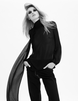 Ksenia S.