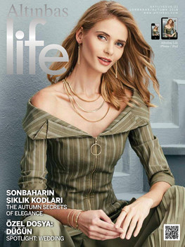 Ksenia S.