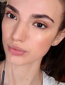 Ana P.