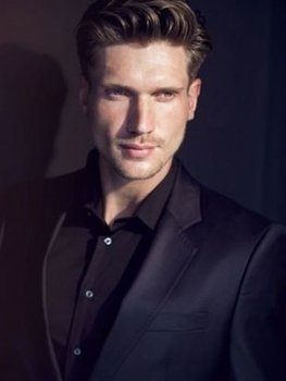 Sebastian W.