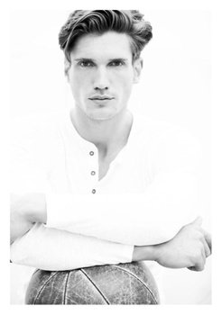 Sebastian W.