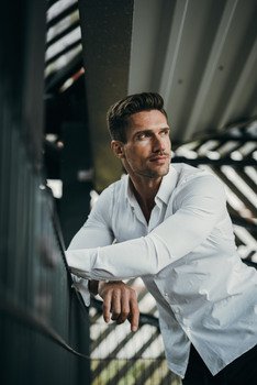 Sebastian W.