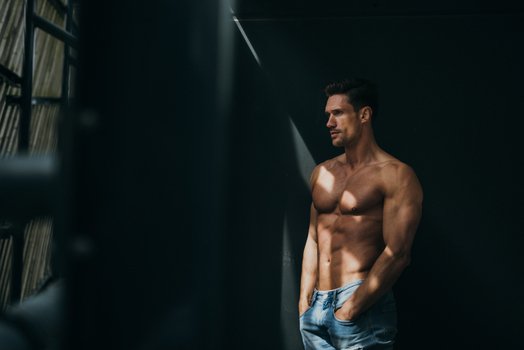 Sebastian W.