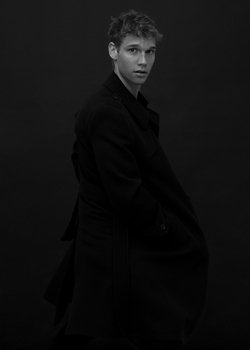 Daniel F.