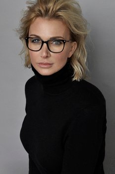 Eva S.