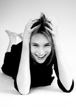 Claudia Wi.