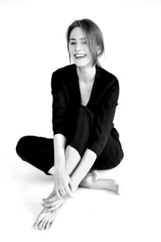 Claudia Wi.