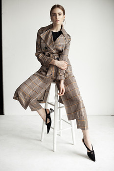 Claudia Wi.