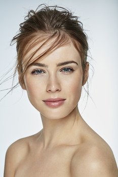 Claudia Wi.