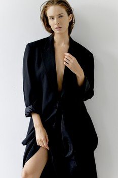 Claudia Wi.