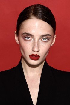 Elina K.