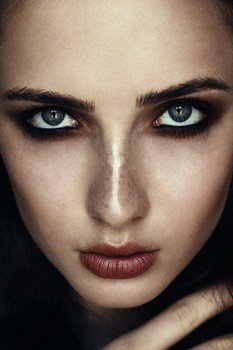 Elina K.
