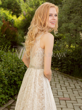 Anya  S.