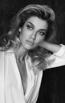 Julia S.