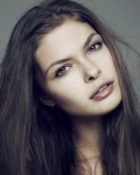 Anna R.