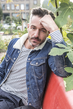 Alex R.