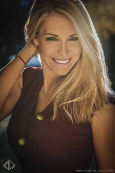 Anja J.