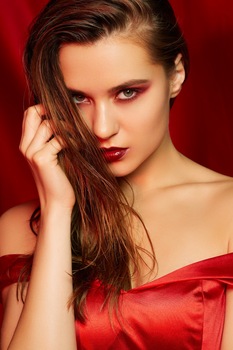 Lenka B.
