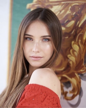 Sarah C.