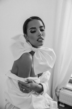 Simona L.