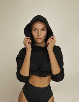 Vanessa B.