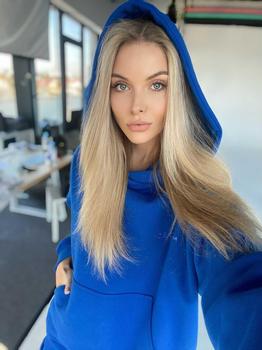 Vanessa B.