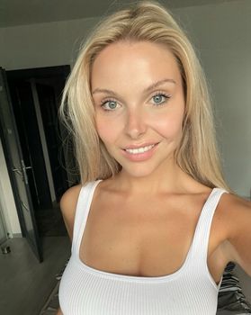 Vanessa B.