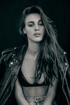 Veronika R.