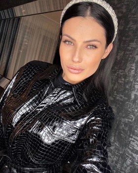 Lenka P.